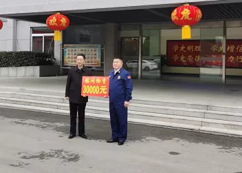 李晓宁节前走访慰问驻宿部队_宿州经济技术开发区